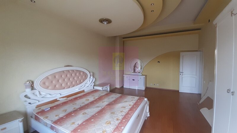 Doua Etaje in Vila in zona Voluntari de Inchiriat